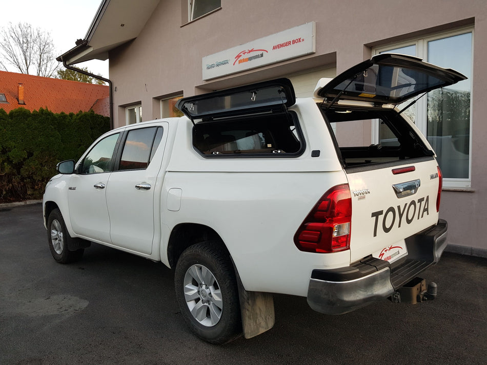 Trda streha V-top (stranska dvižna steklena tonirana vrata), Toyota Hilux 2016+, 2021+, Double Cab