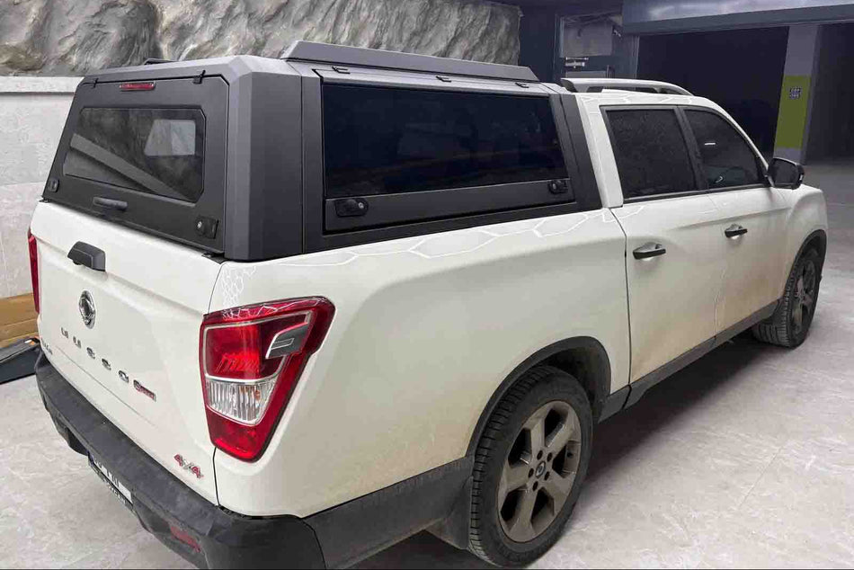 Aluminijasta trda streha s stranskimi dvižnimi steklenimi vrati za KGM SsangYong Musso Grand