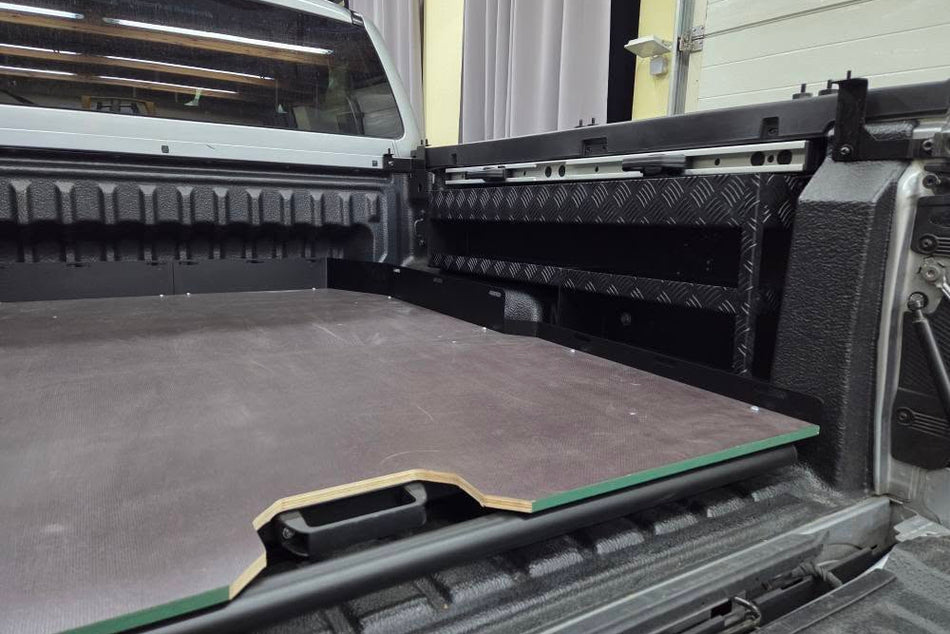 Stranski aluminijasti kovček s policami( levi ali desni) za vsa pick-up vozila