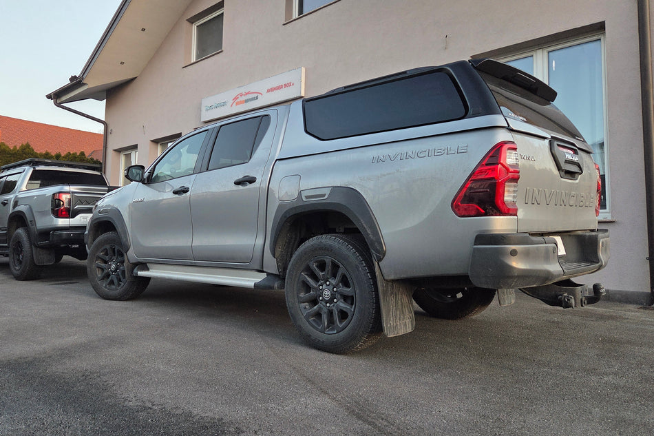 trda streha Toyota Hilux dvižna vrata