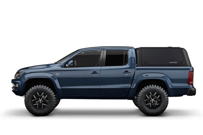 Hardtop Smartcap EVOa Adventure z zadnjimi zastekljenimi vrati in stranskimi polnimi dvižnimi vrati z Molle paneli za VW Amarok 2023+, Double Cab