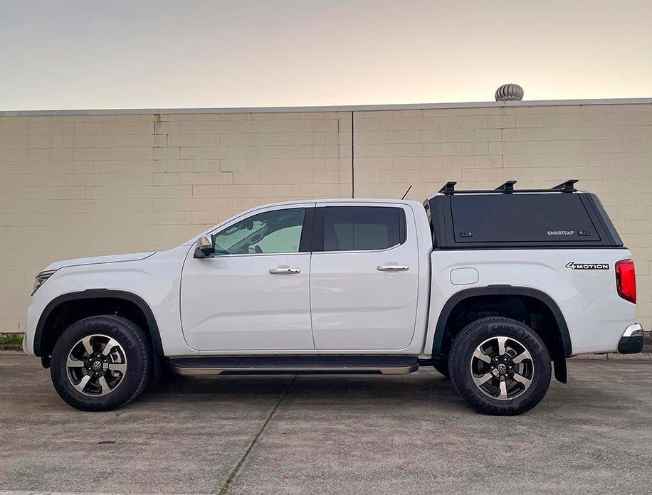Hardtop Smartcap EVOd Defender z zadnjimi in stranskimi polnimi dvižnimi vrati za VW Amarok 2023+, Double Cab