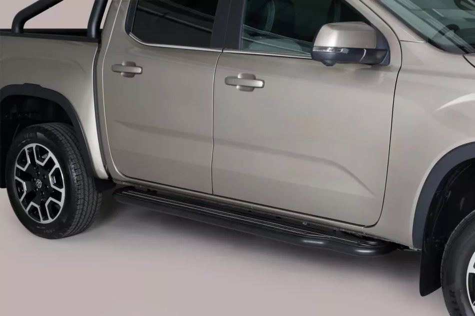 Masivne stranske stopnice s protizdrsno površino