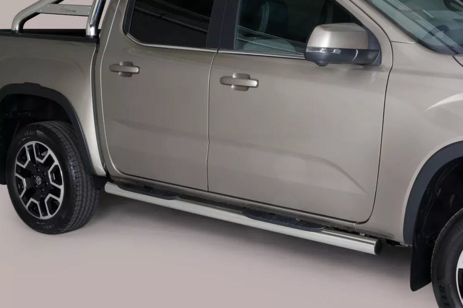 Okrogle stranske stopnice s protizdrsno površino